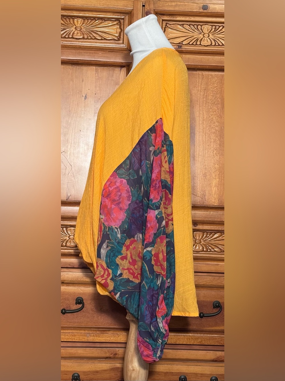 Umgee Mustard V-Neck Top with Floral Balloon Sleeves - Picture 2 of 6